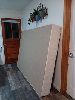 Queen Bed Box Spring
