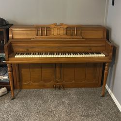 Piano. Normal Wear . Needs To Be Tuned
