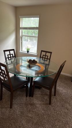 Dinning table and four chairs