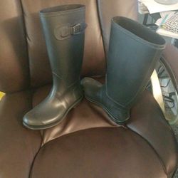 Women's  Size 7 Kamik Rain Boots