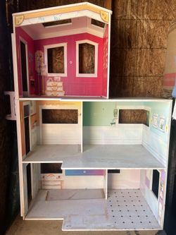 Doll house