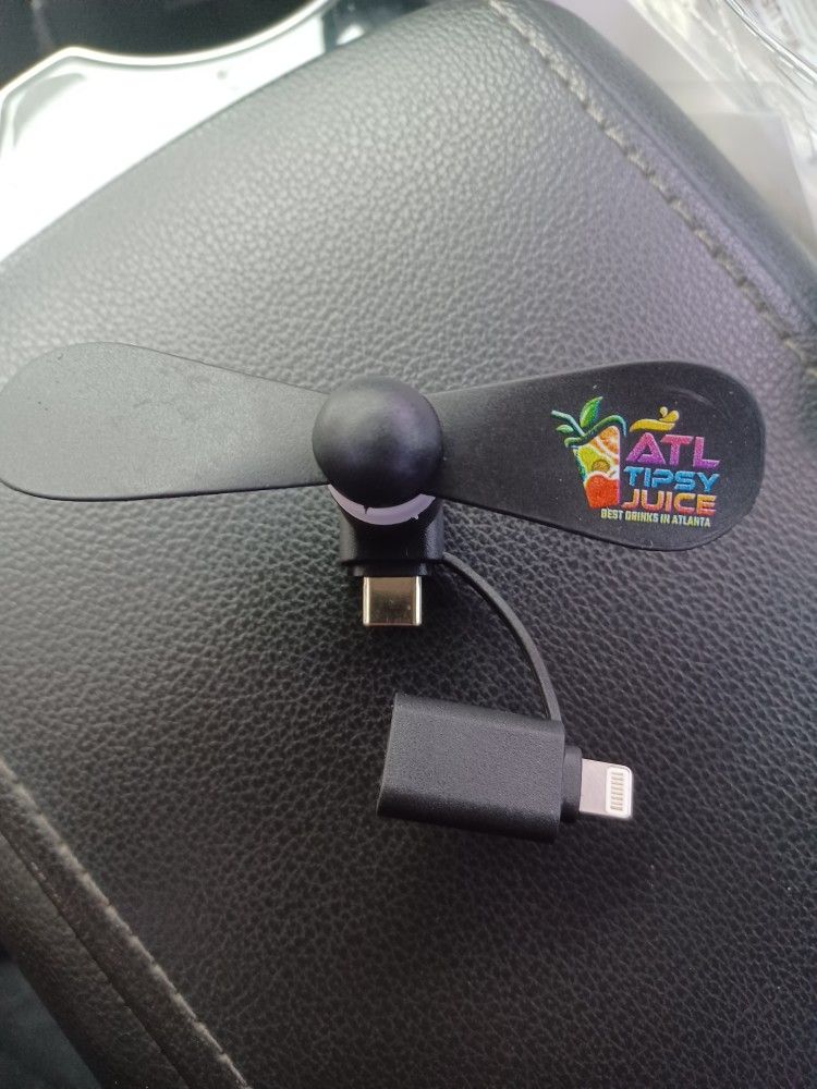 Mini USB fans IPhone & C-type AVAILABLE
