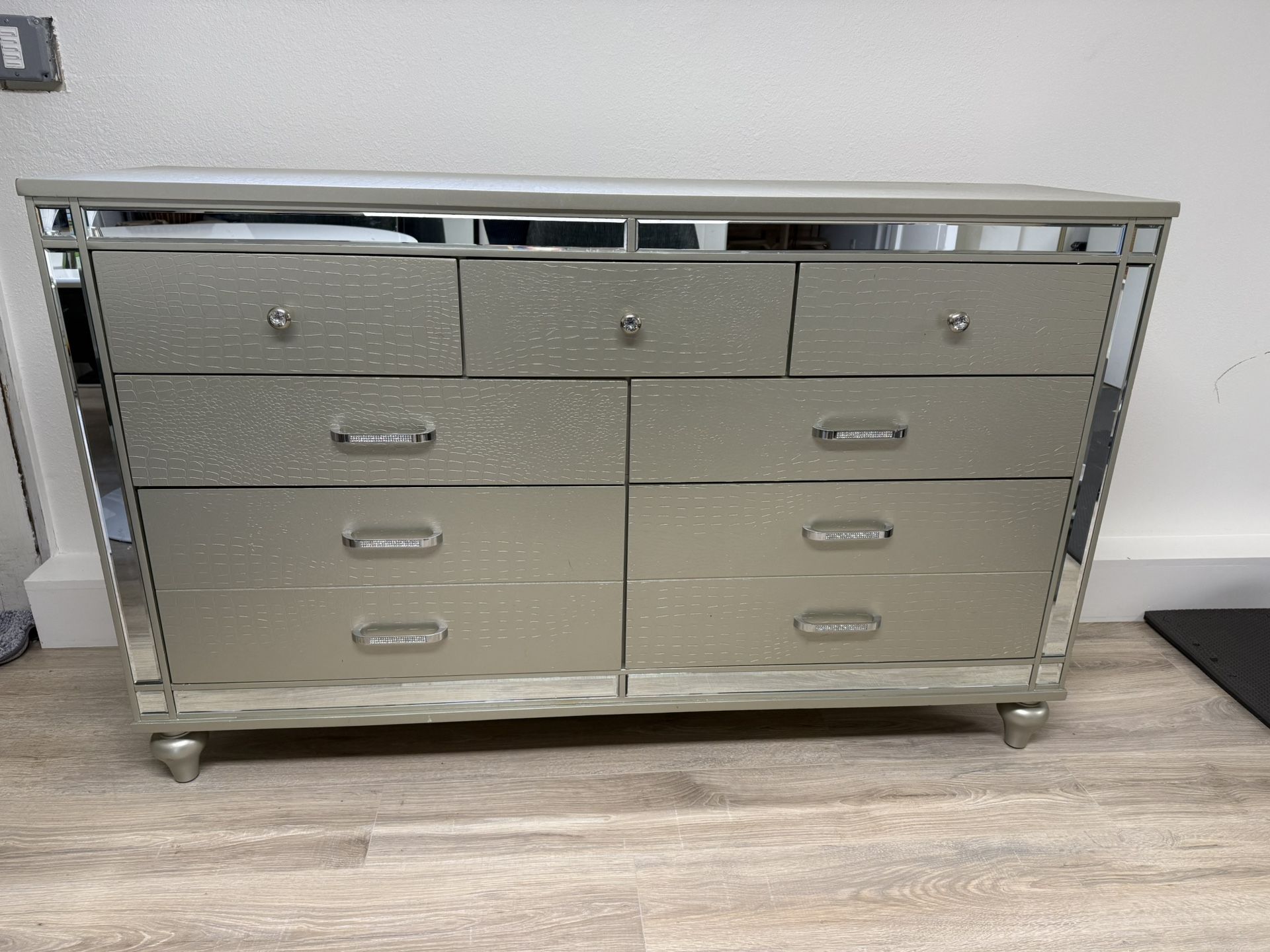 Gray Dresser With Mirrored And Sparkly Details