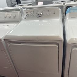 New Scratch And Dent GE Dryer.  1 year Warranty 