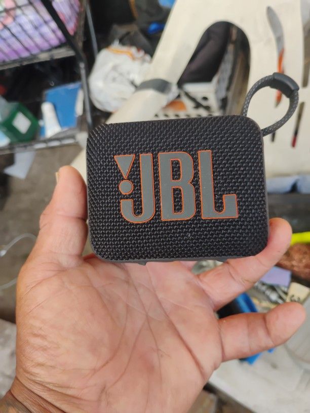 Go 4 JBL Speaker