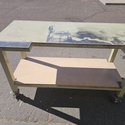 Metal Work Table/Bench on Wheels 