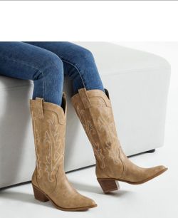 Tan Embroidered Knee-High Cowboy Boots. Size 8.5
