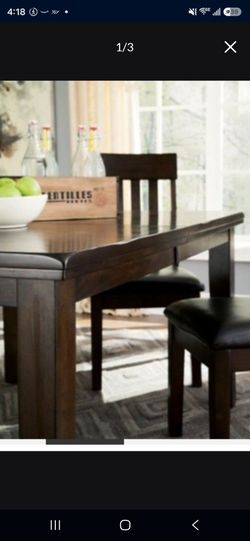 Dining Table for Sale! Moving - Need gone Asap