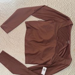 Size Small/Extra Small Women’s Shirts For Sale