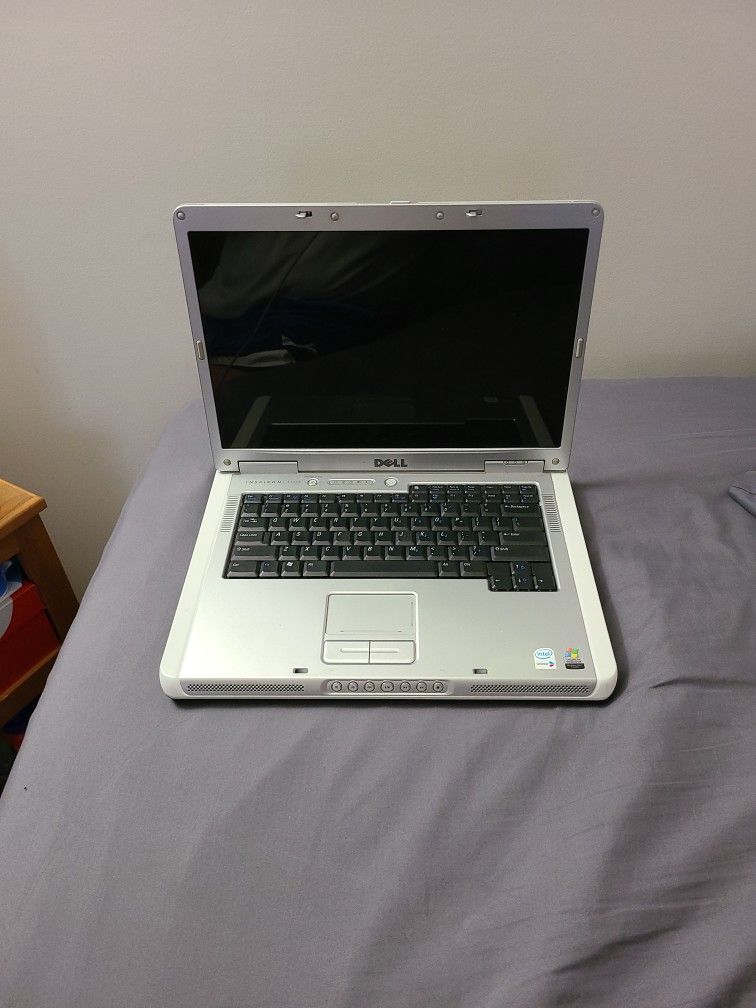 Dell Inspiron E1505 15" Laptop Computer (Excellent Condition)