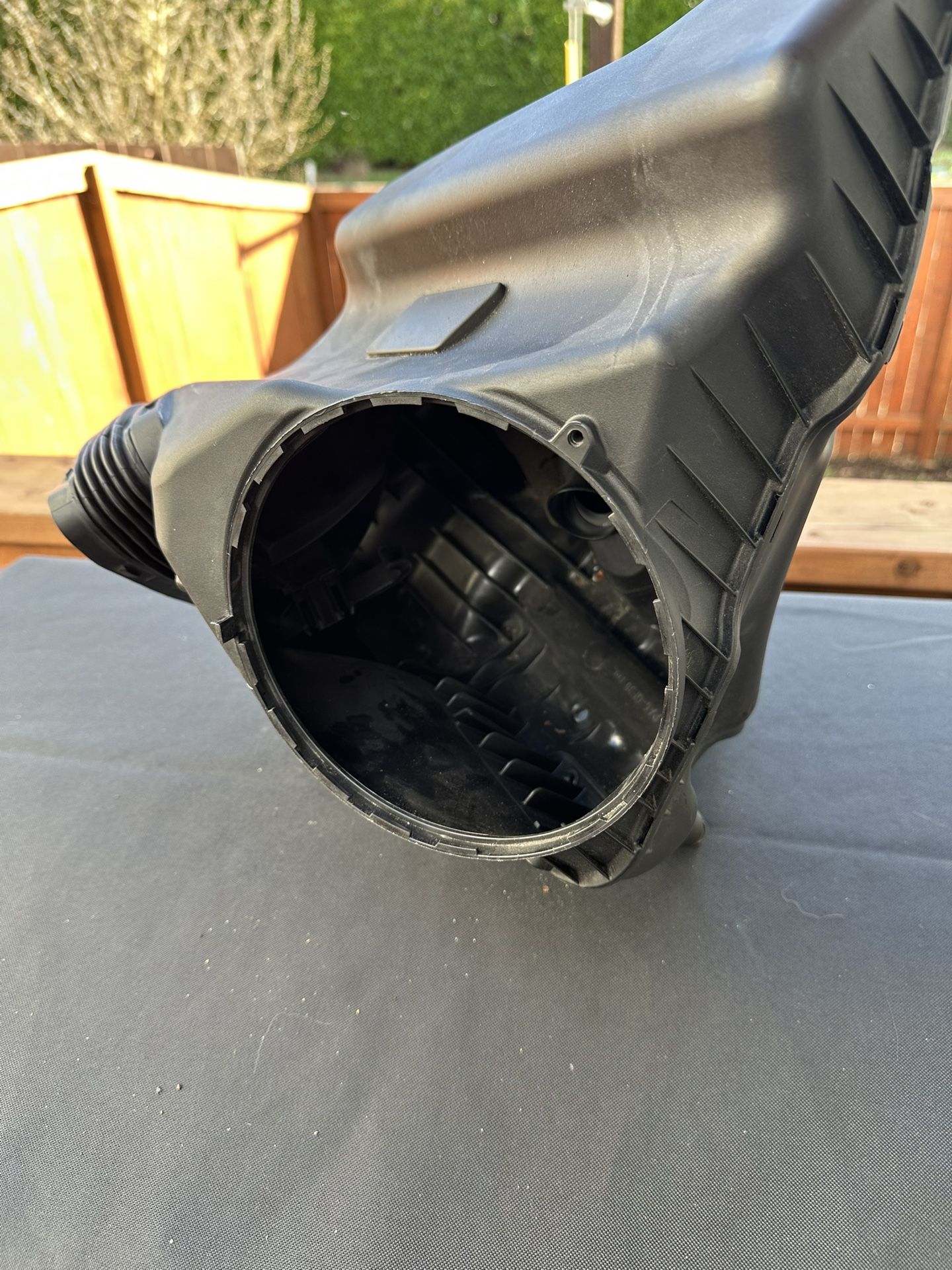 Audi A6 C7 OEM Air Filter Box Assembly 