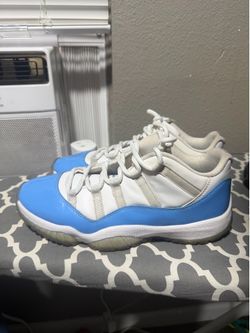Low top 11s size 10