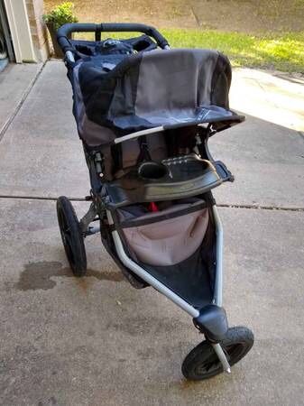 Bob SE stroller in great shape