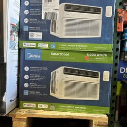 Midea 8,000 BTU Room Window Air Conditioner With Remote Control Brand New In Box