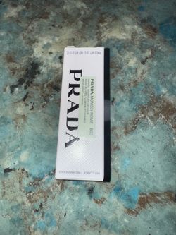 Prada lipstick (NEW)