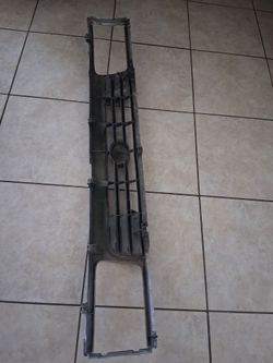 Toyota tacoma front grill