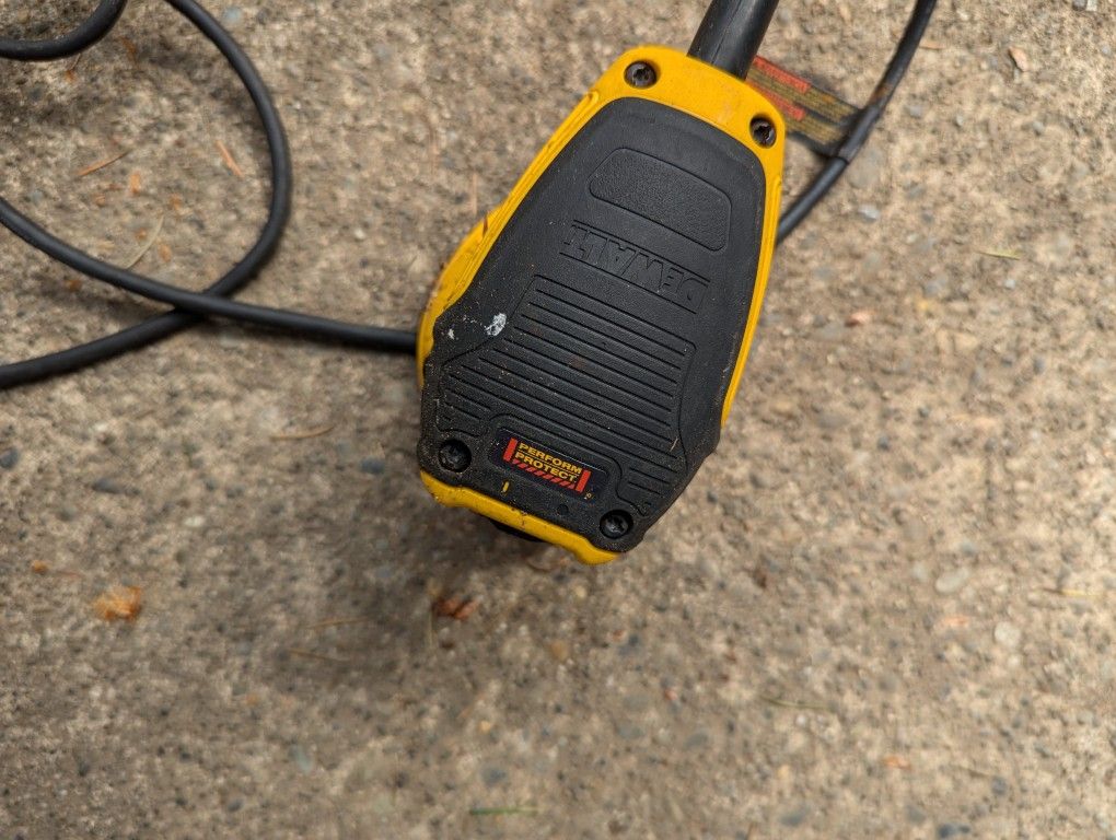 DeWalt Sander