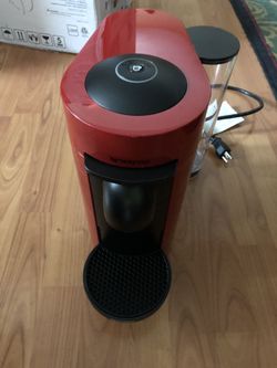 DeLonghi Nespresso vertuo plus