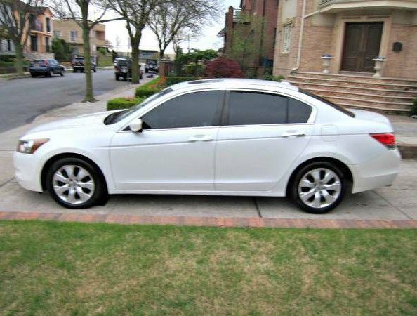 Great Shape. 2010 Honda Accord AWDWheels