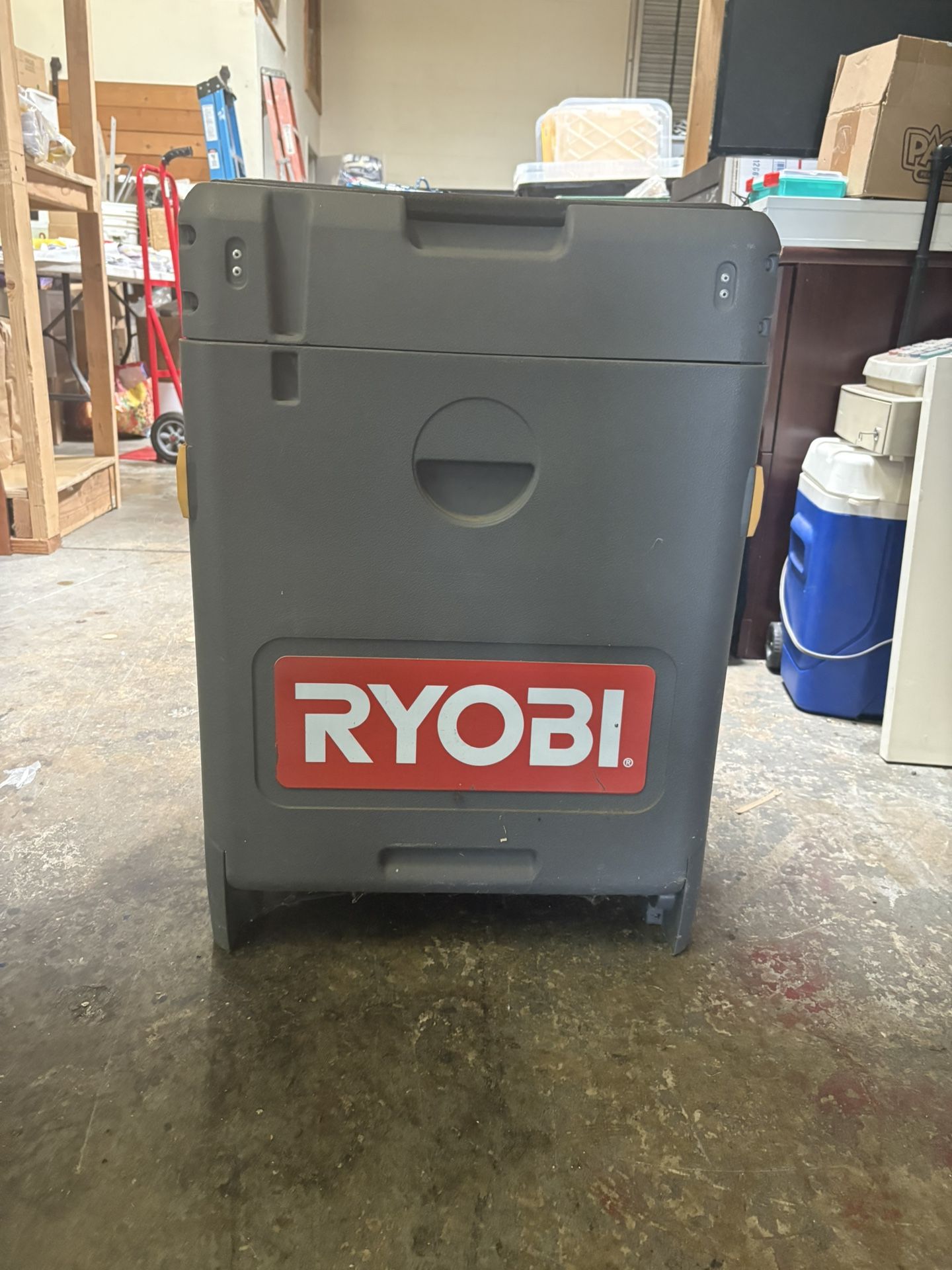 RYOBI