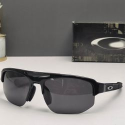 Oakley Black Sunglasses (Adult Size Black Frame/Lens)i