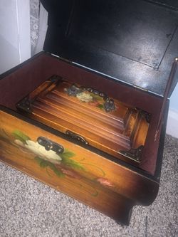 Vintage Hand painted Keepsake Boxes 