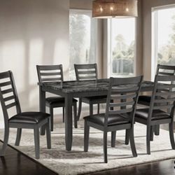 7 Pc Dining Table Set