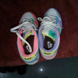 Nike Dunk Low Easter Candy Size 4.5