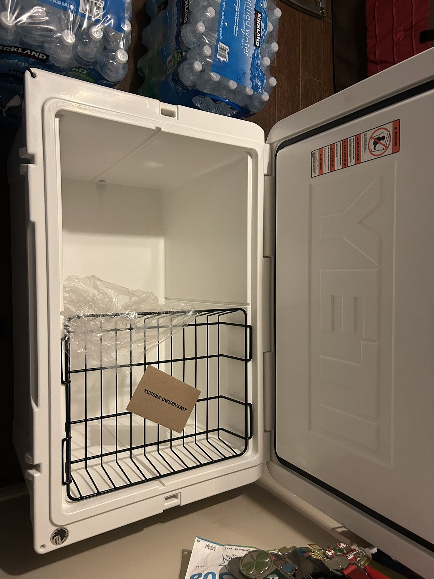 2024 YETI 210 tundra
