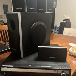 Smasung 5.1 Receiver/DVD Combo