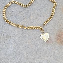 Vtg Gold Tone Chain Heart Charm Belt