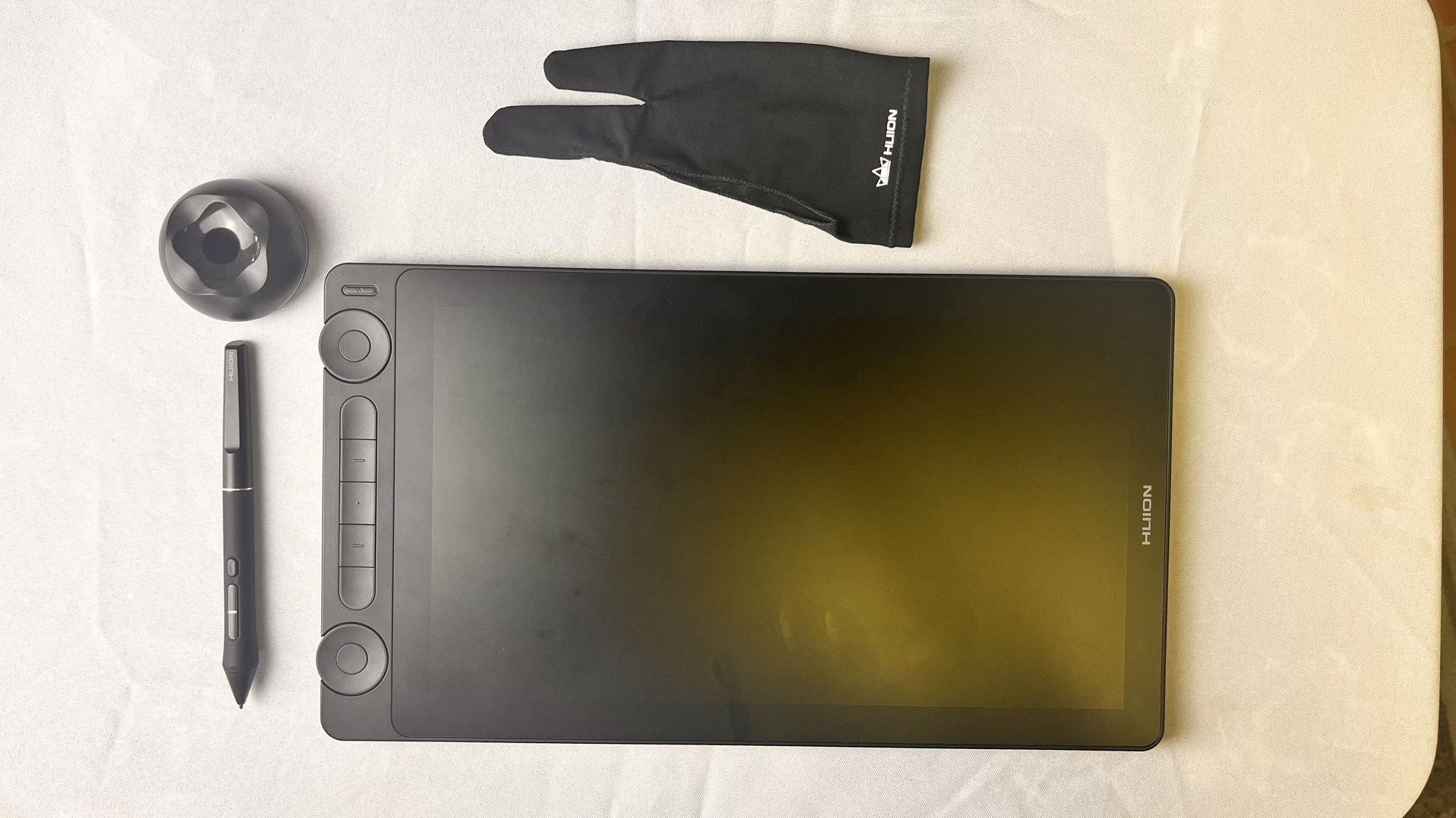 Huion Kamvas 13 Drawing Tablet + Pen, Stand, Cables, Glove – Full Bundle