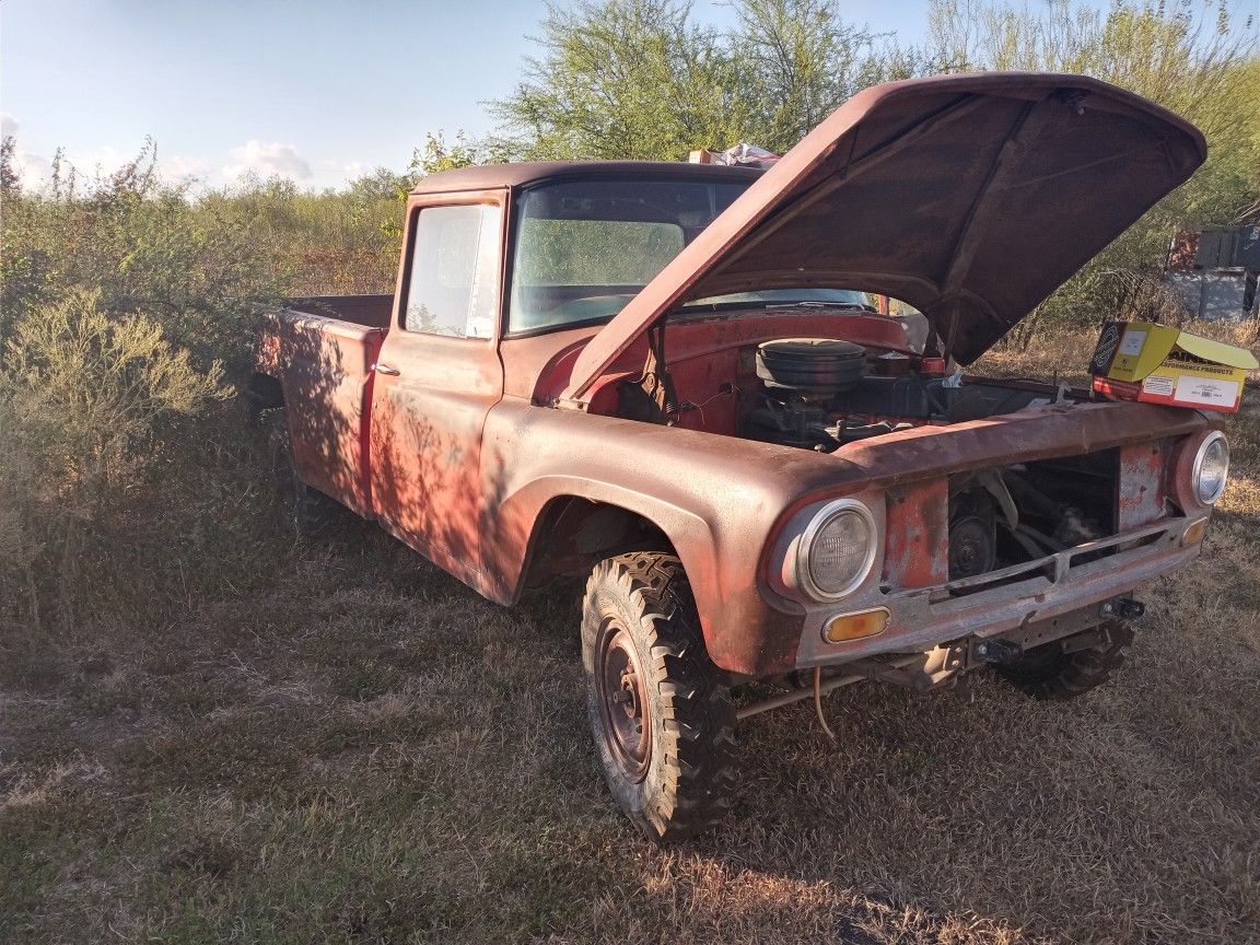 1964 International C1200 4x4