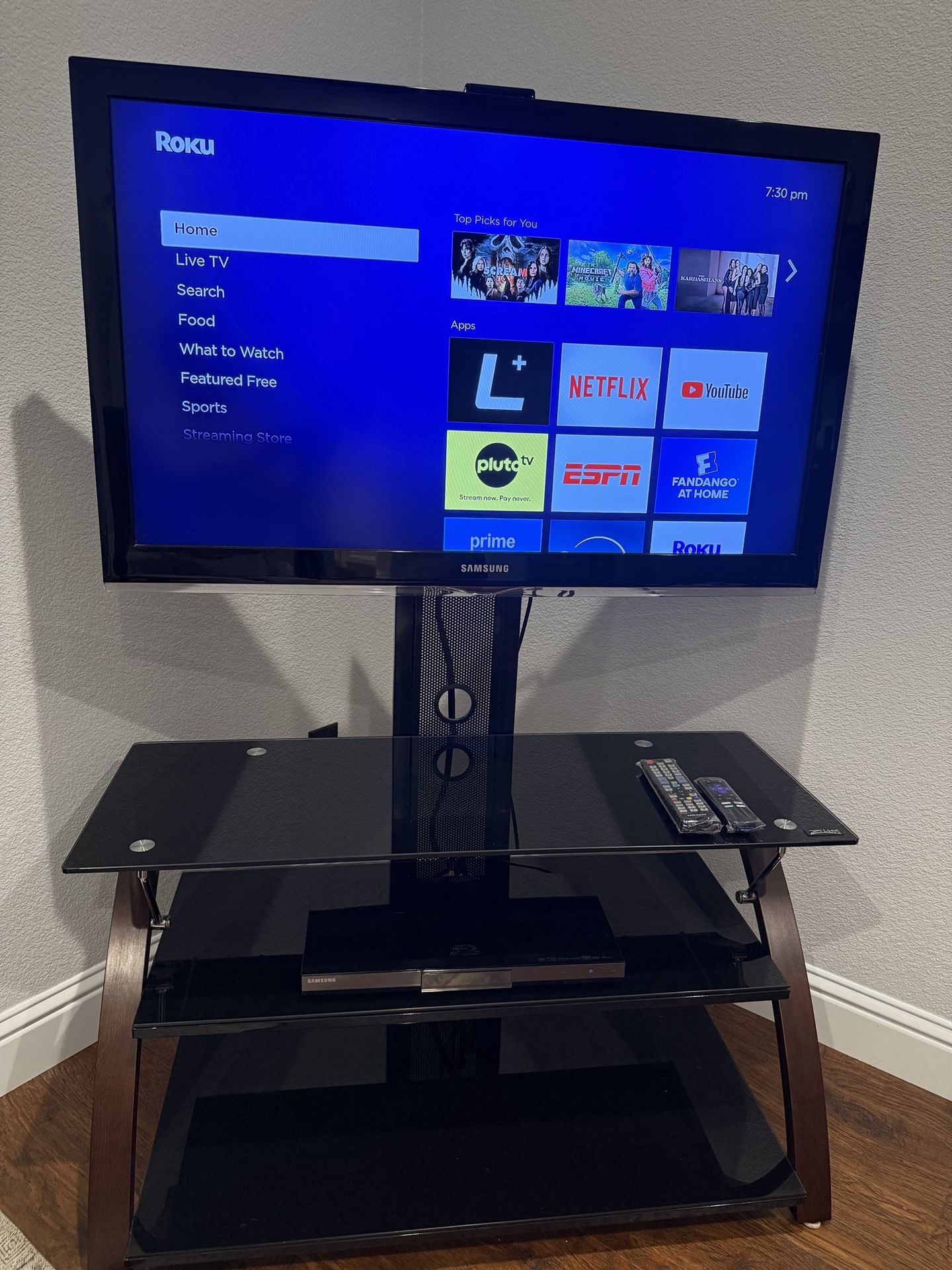 “Samsung 40” TV Bundle — TV, Blu-ray with Wi-Fi, Roku & Stand!”
