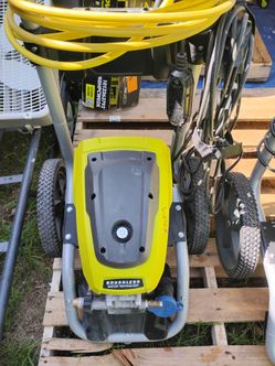 Ryobi 2500 PSI pressure washer, used but working good,,