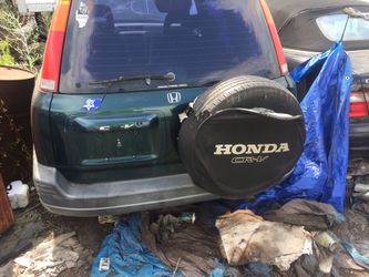 1998 Honda CRV- 4 Cyl - auto for parts or complete