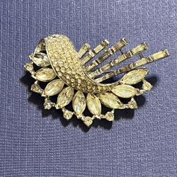 Vintage Signed Kramer Silver Rhinestone Cascading Brooch