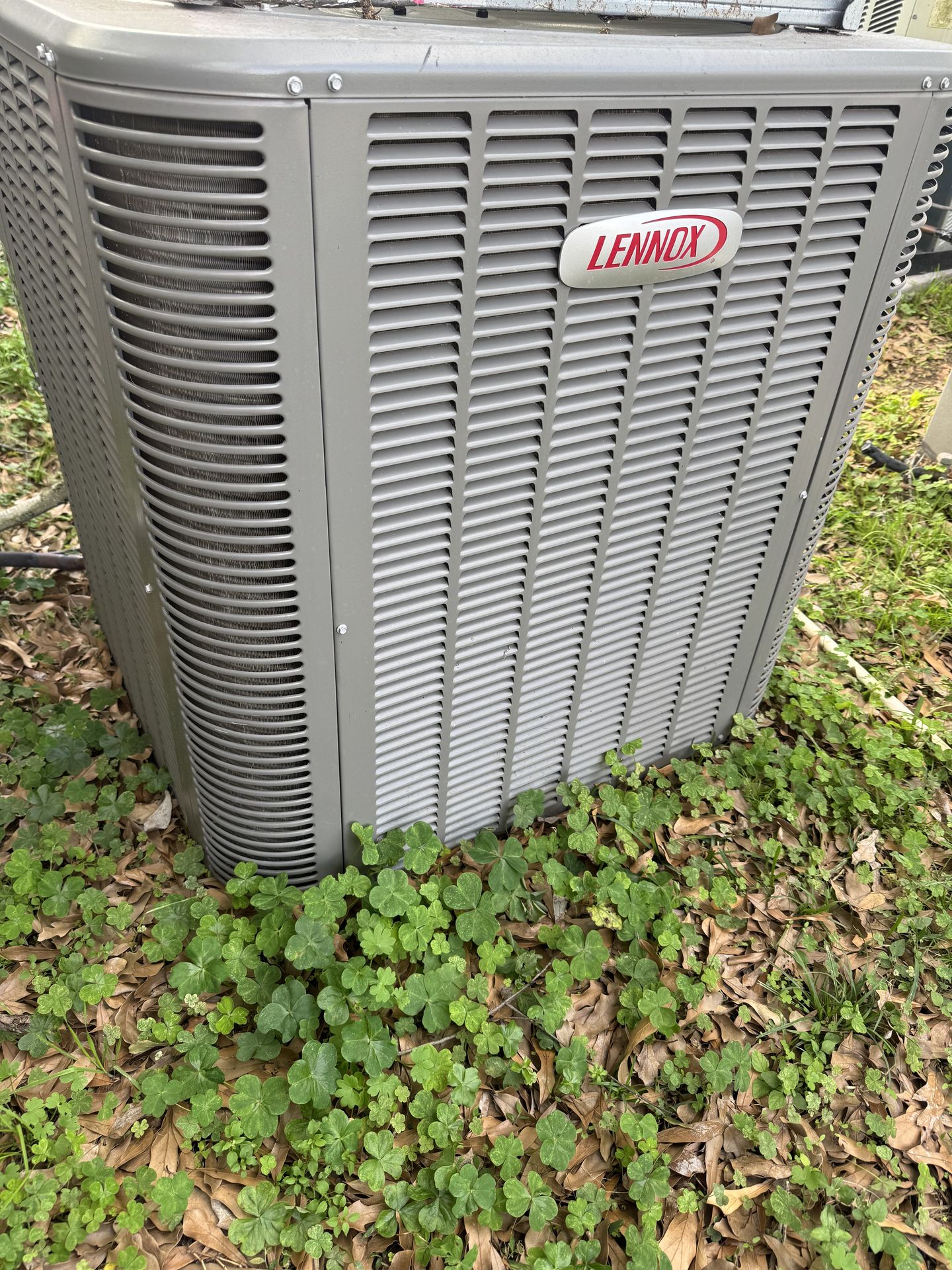 3 1/2 TON LENNOX AC fully charged