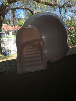 Cat litter box