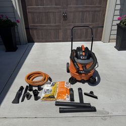 RIDGID 16gal NXT Shop Vac With Car Kit And Dust Bags