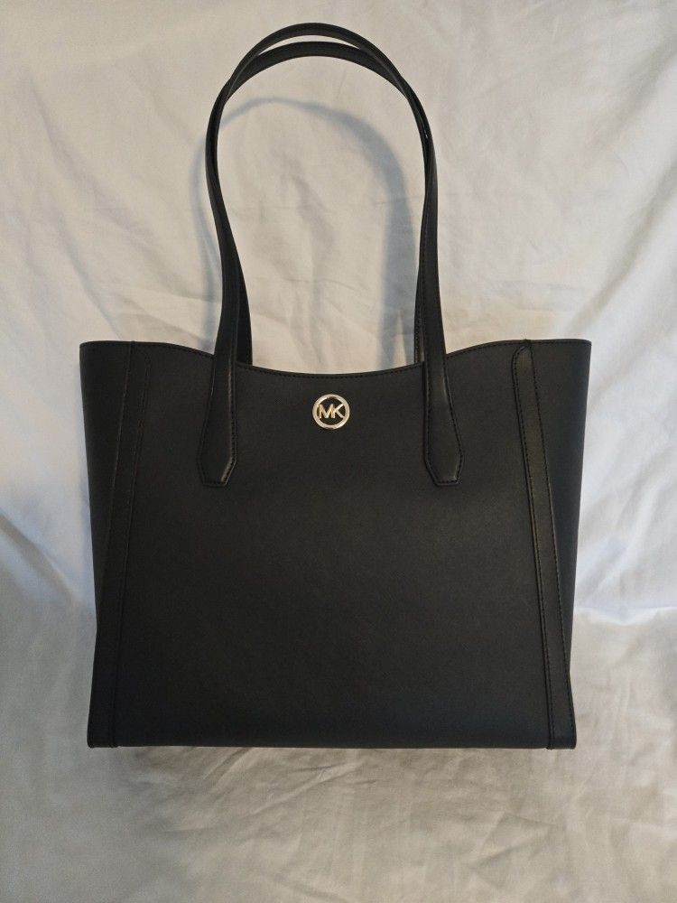 *NEW* Michael Kors Purse