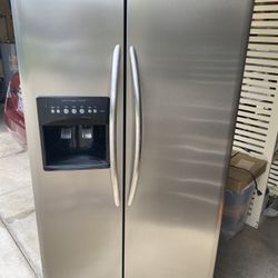 Frigidaire Refrigerator - FREE