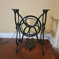 Wilson Antique Cast Iron Treadle Sewing Machine 
