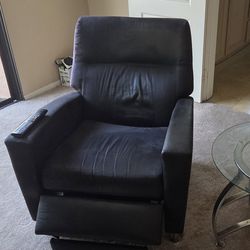 Recliner Chairs