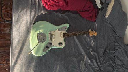 Squier Vintage Modified Jaguar