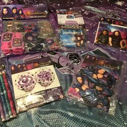 Disney Descendants 3 Party Supplies Bundle -NEW
