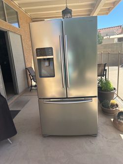 28.5 cu ft Samsung French Door Refrigerator