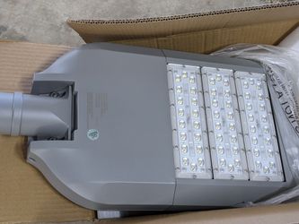 New Innoled 150w street light parking lot dusk till dawn