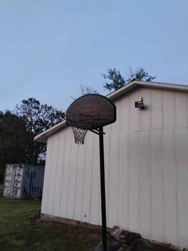 Basketball Hoop Quick Adjust 