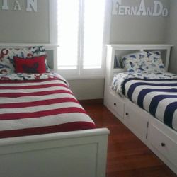 Twin Bed  100%wood 